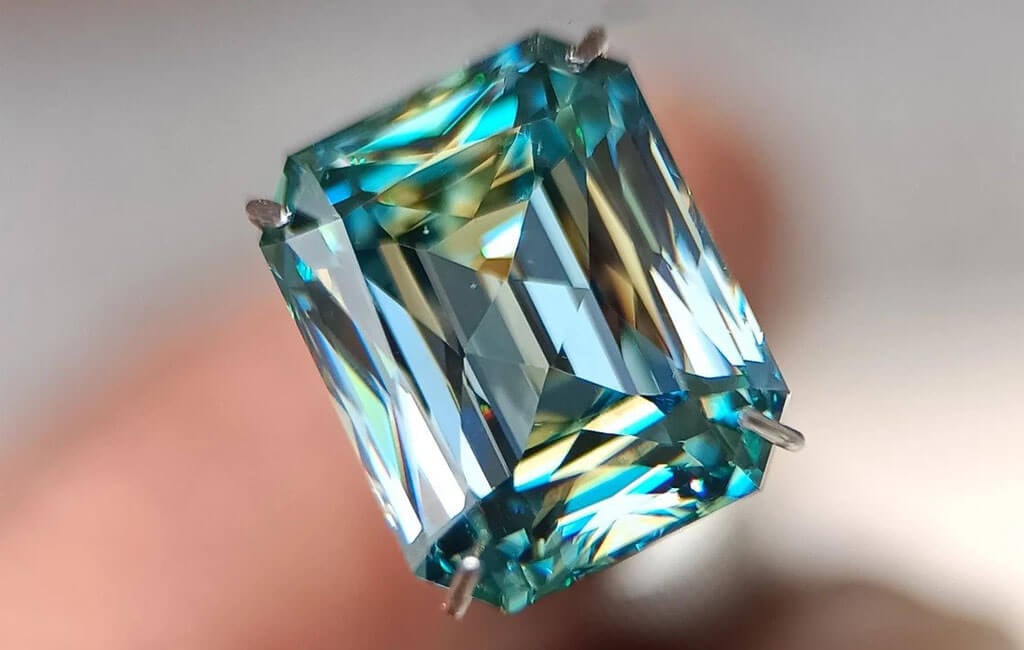 Fancy deals colored moissanite