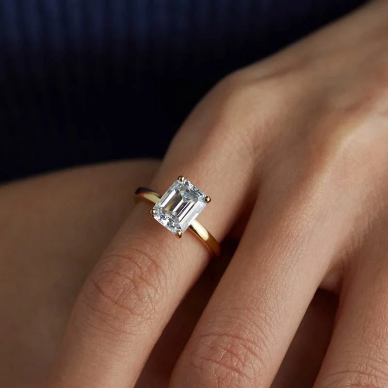 Lane Woods 925 Silver 3 Carats Emerald Cut Moissanite Solitaire Ring