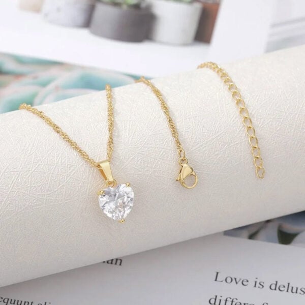 Lane-Woods-925-Silver-Heart-Shaped-Moissanite-Necklace4