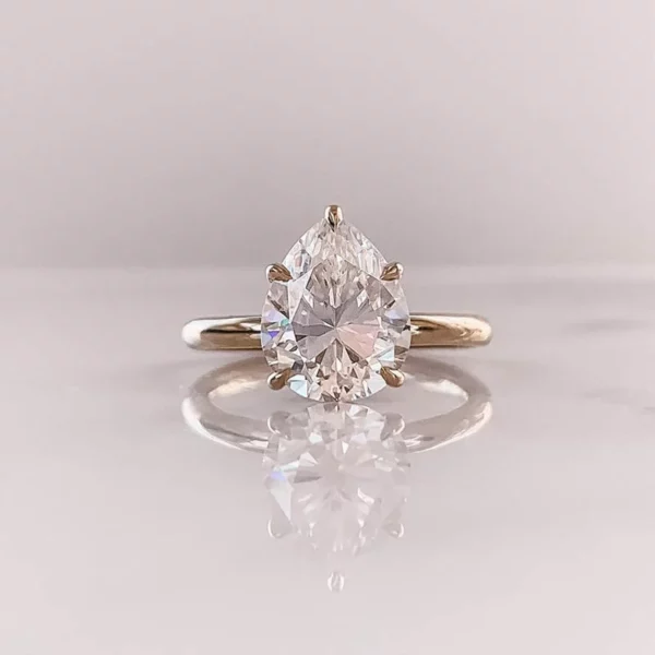 Lane Woods 925 Silver Pear-Shaped Moissanite Solitaire Ring