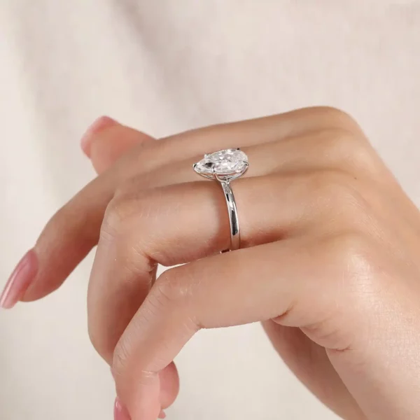 Lane Woods 925 Silver Pear-Shaped Moissanite Solitaire Ring