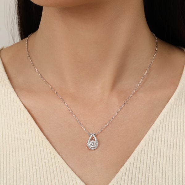 Lane-Woods-925-Silver-Teardrop-Heart-Moissanite-Necklace-3