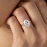 Gypsophila Bouquet Oval Cut Moissanite Ring, 3 Carat