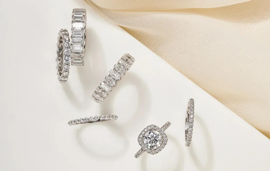 Moissanite Wedding Bands & Anniversary Gifts Trends for Late-Year Celebrations